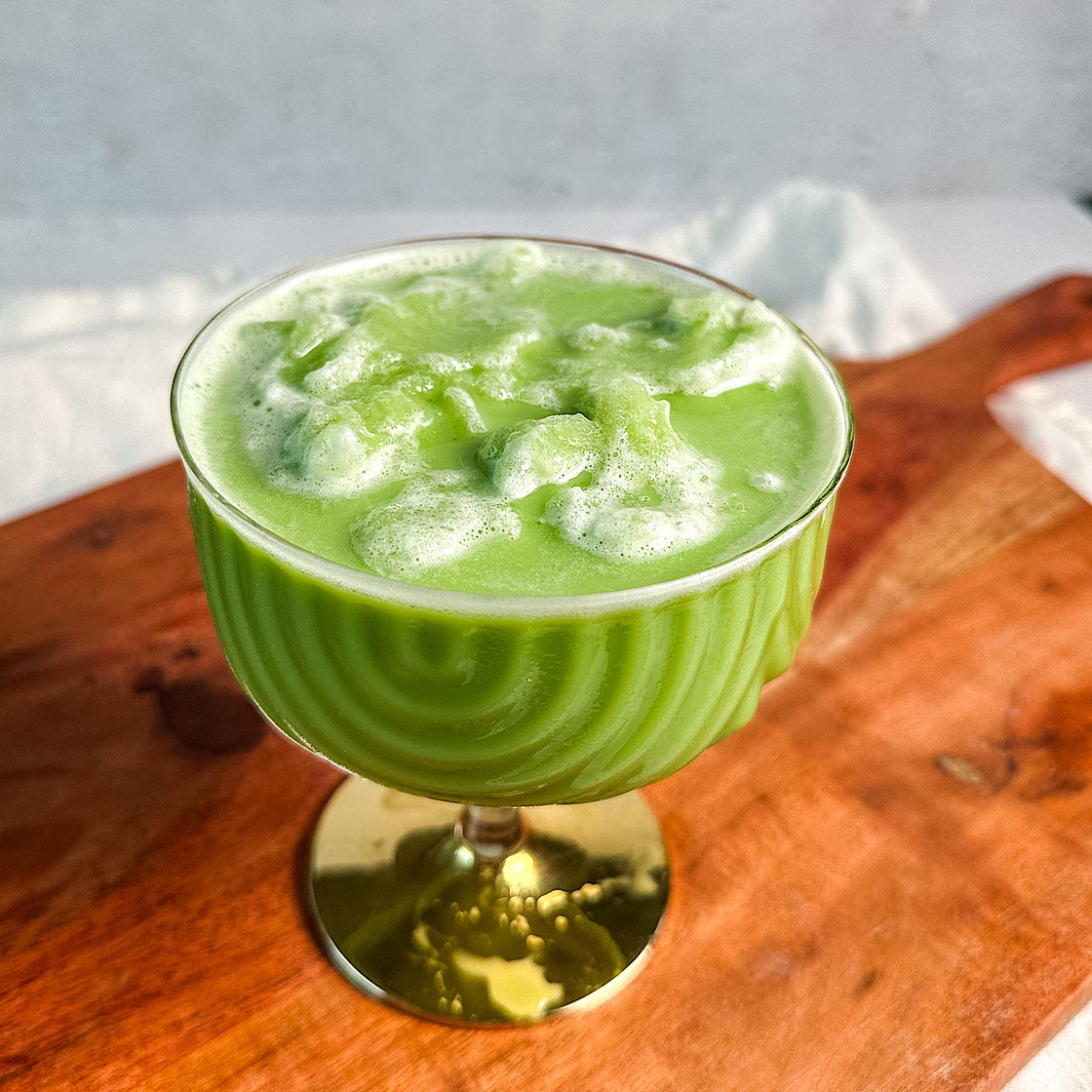 frozen matcha latte slushy