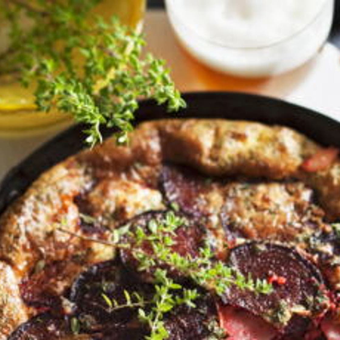 Frittata à la betterave et fromage de chèvre