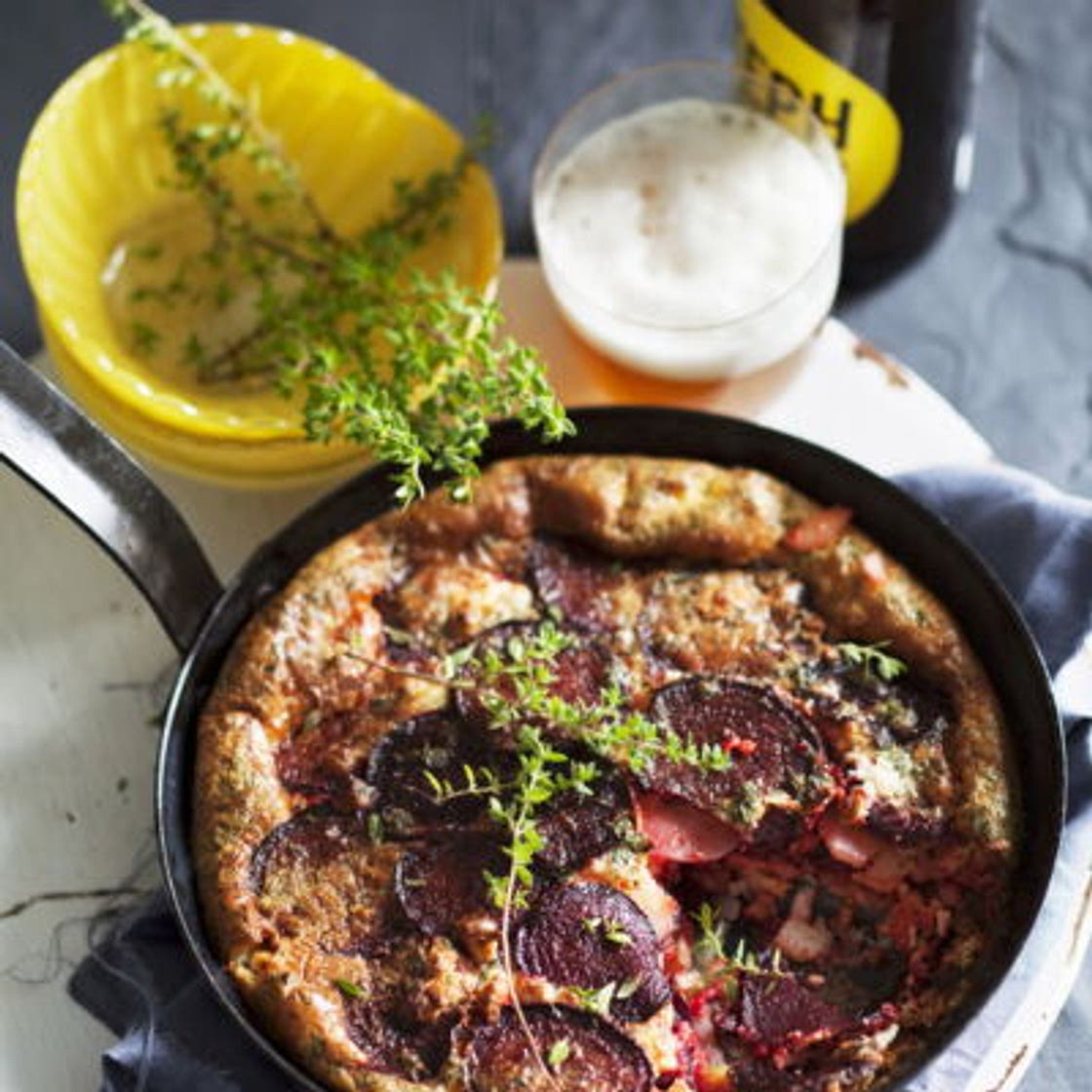 Frittata à la betterave et fromage de chèvre
