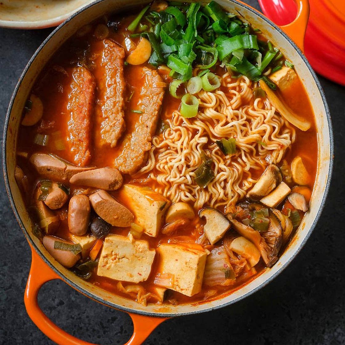 Vegan Budae Jjigae 부대찌개 (Korean Army Base Stew)