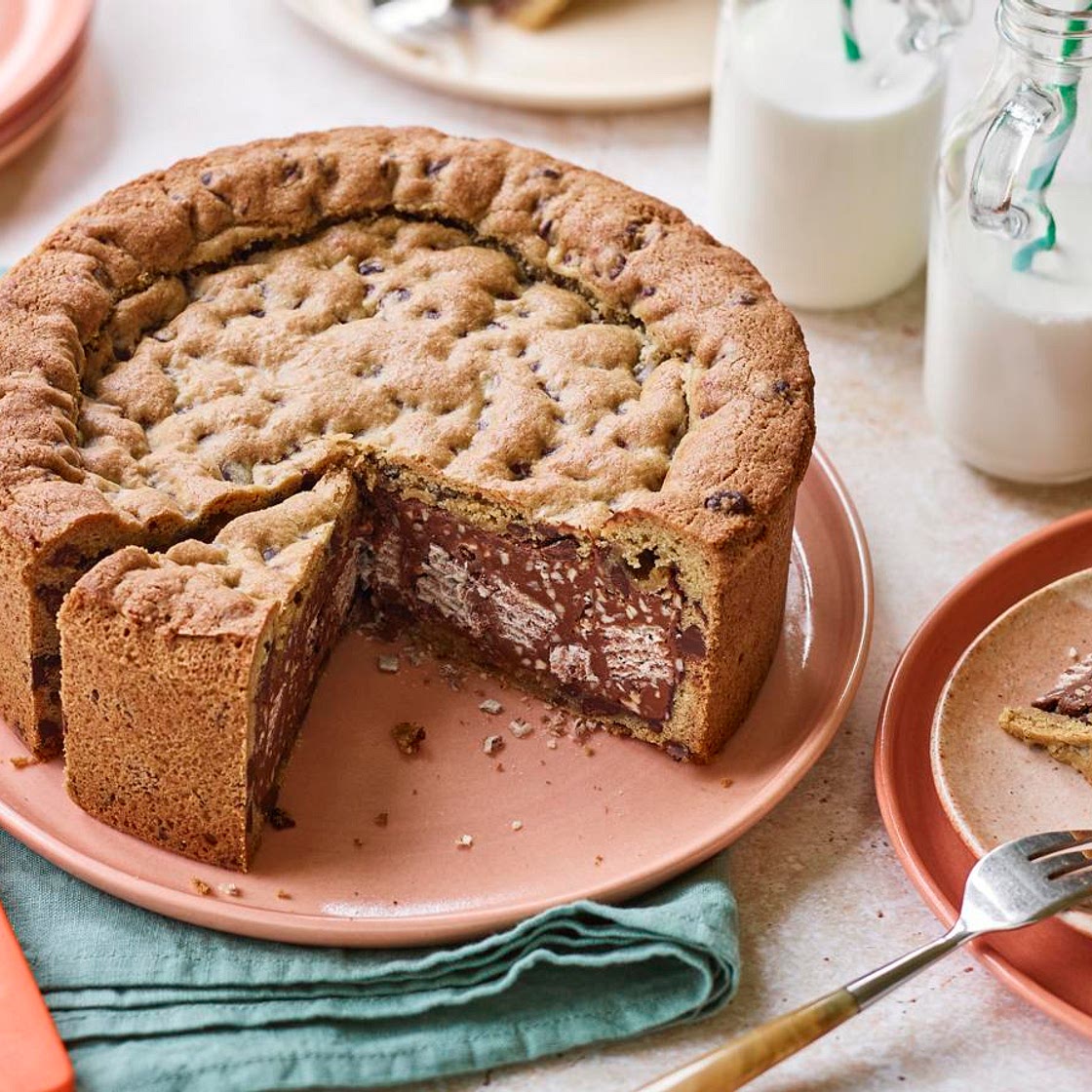 Chocolate cookie pie