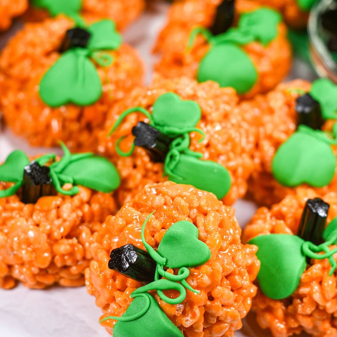 Pumpkin Rice Krispie Treats