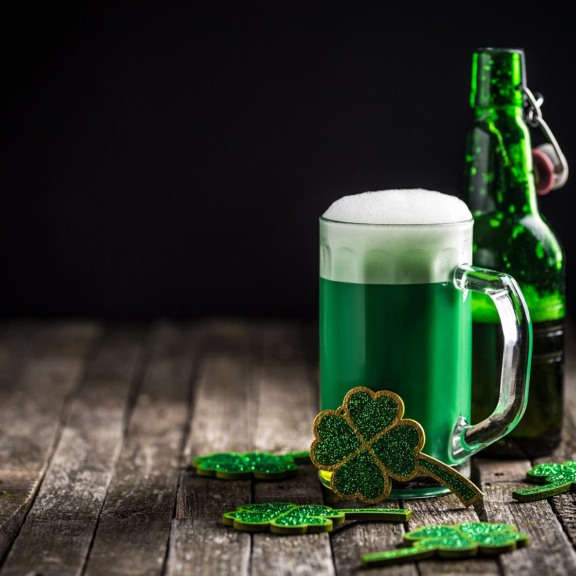 How to Make Green Beer for St. Patrick's Day