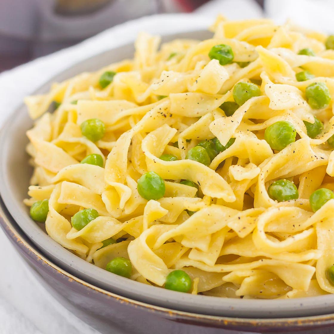 Creamy Skillet Noodles with Peas