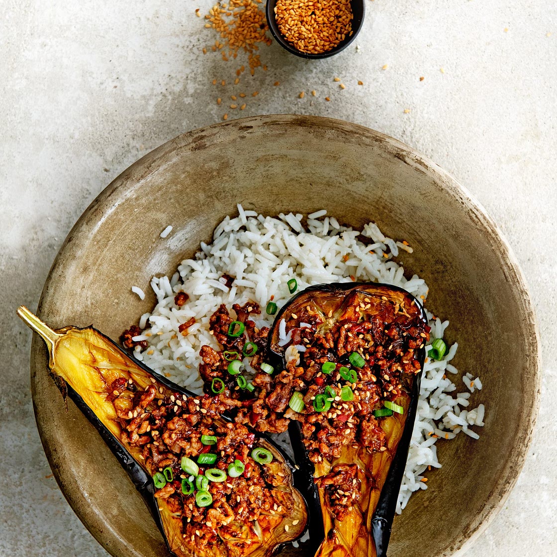 geroosterde aubergine met hoisingehakt
