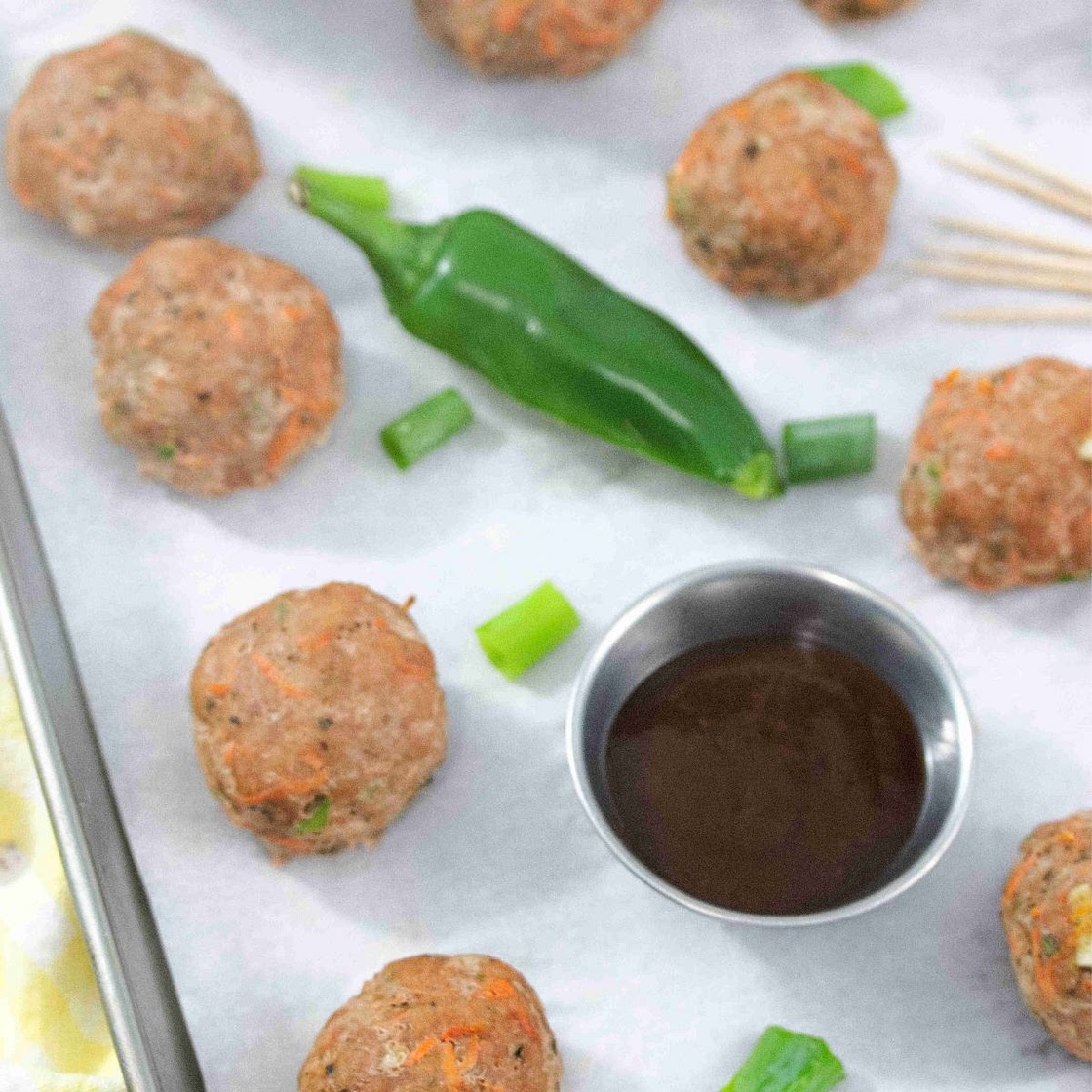 Spicy Baked Turkey Meatballs Recipe (Whole30)