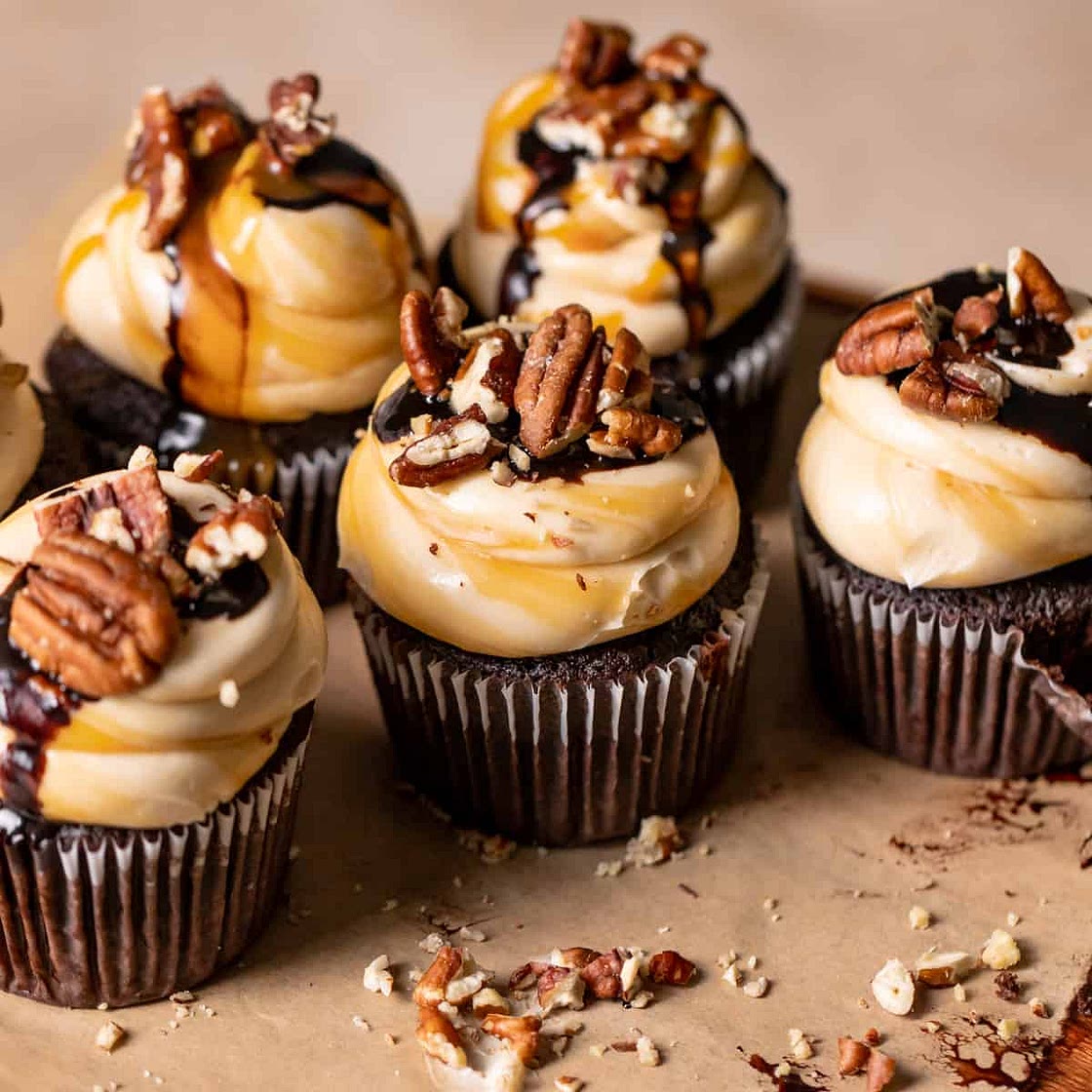 Chocolate Turtle Cupcakes