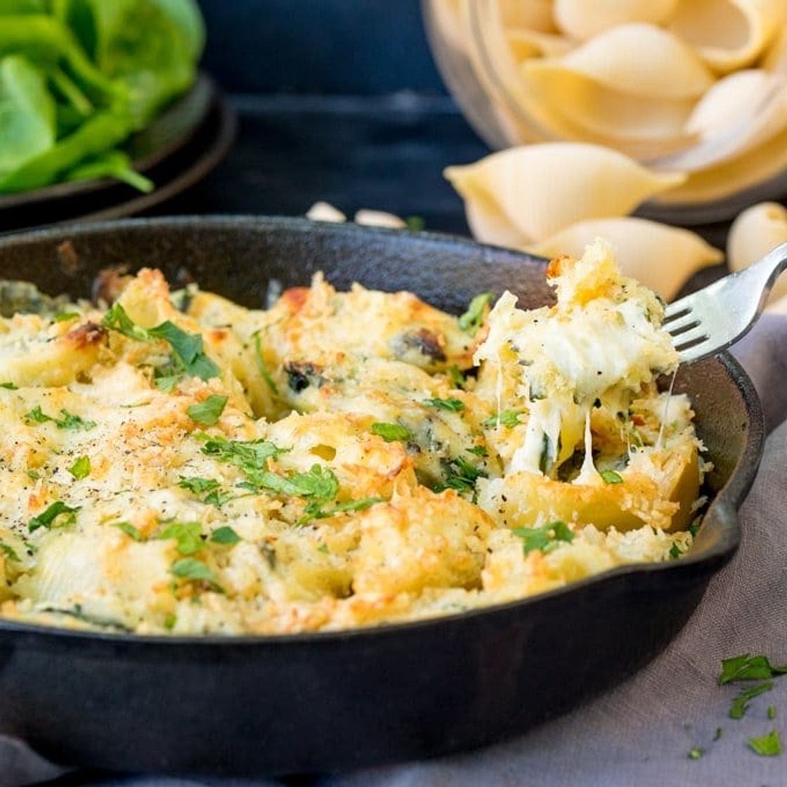 Garlic and Spinach Stuffed Pasta Shells