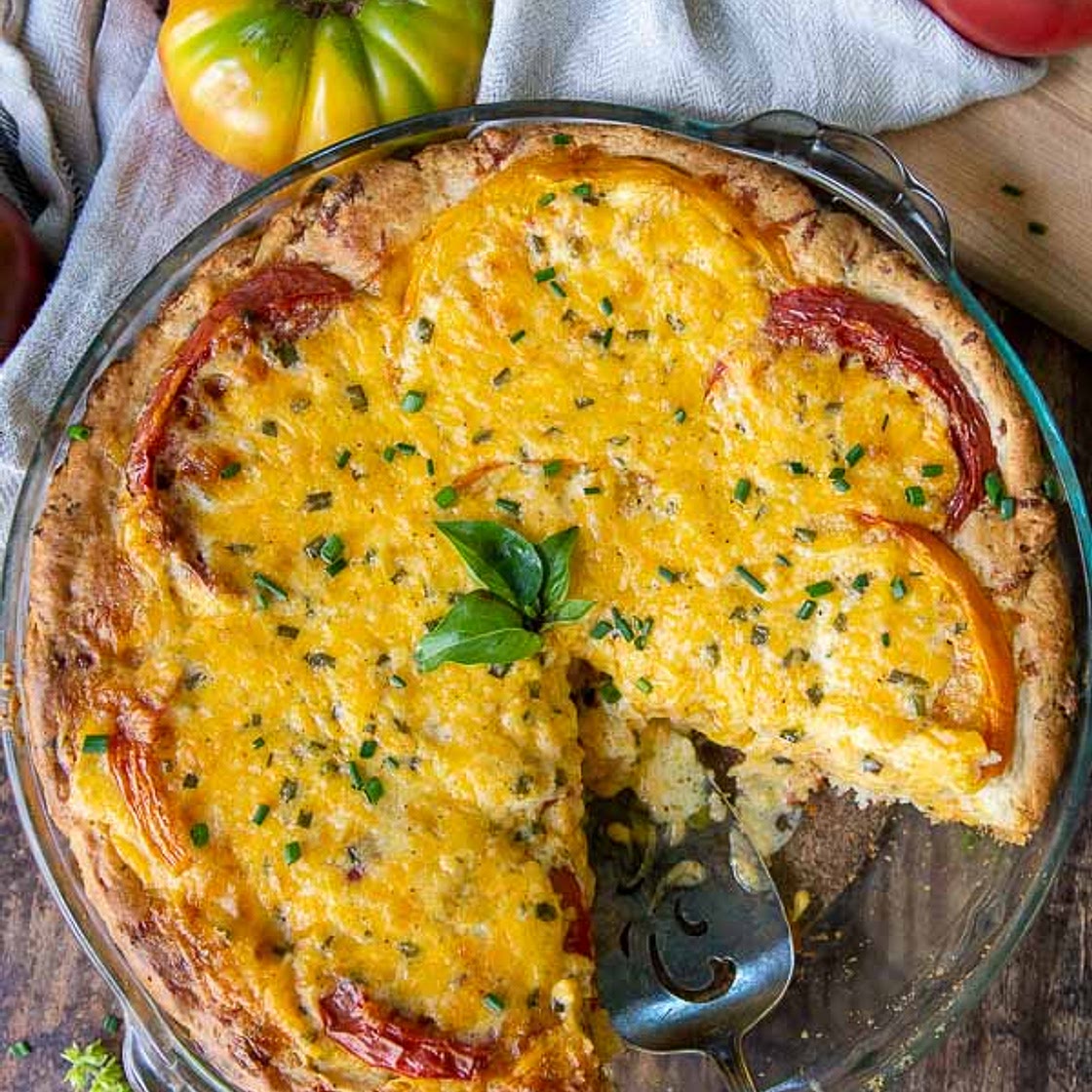 Easy Tomato Pie with Bisquick