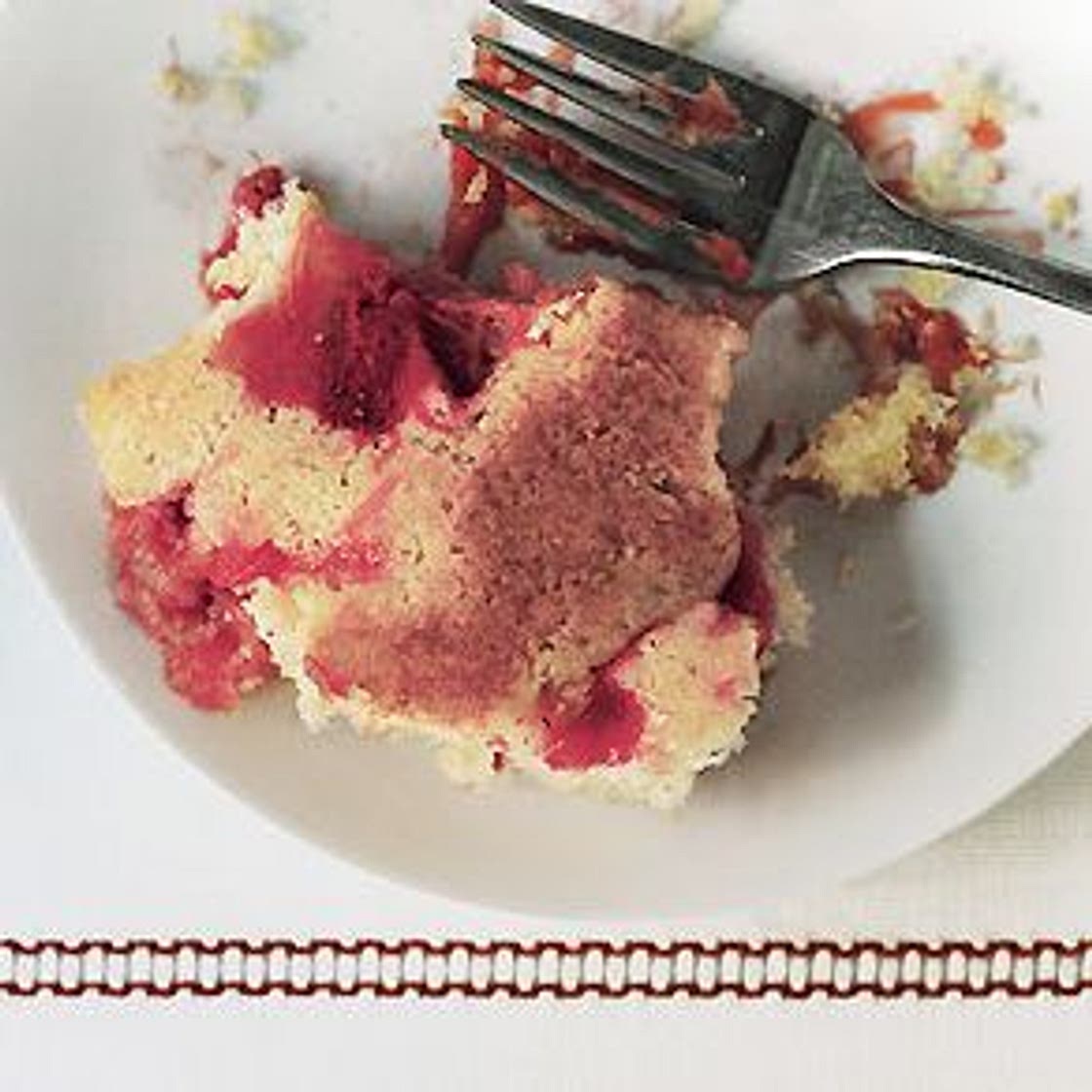 Rhubarb Strawberry Pudding Cake