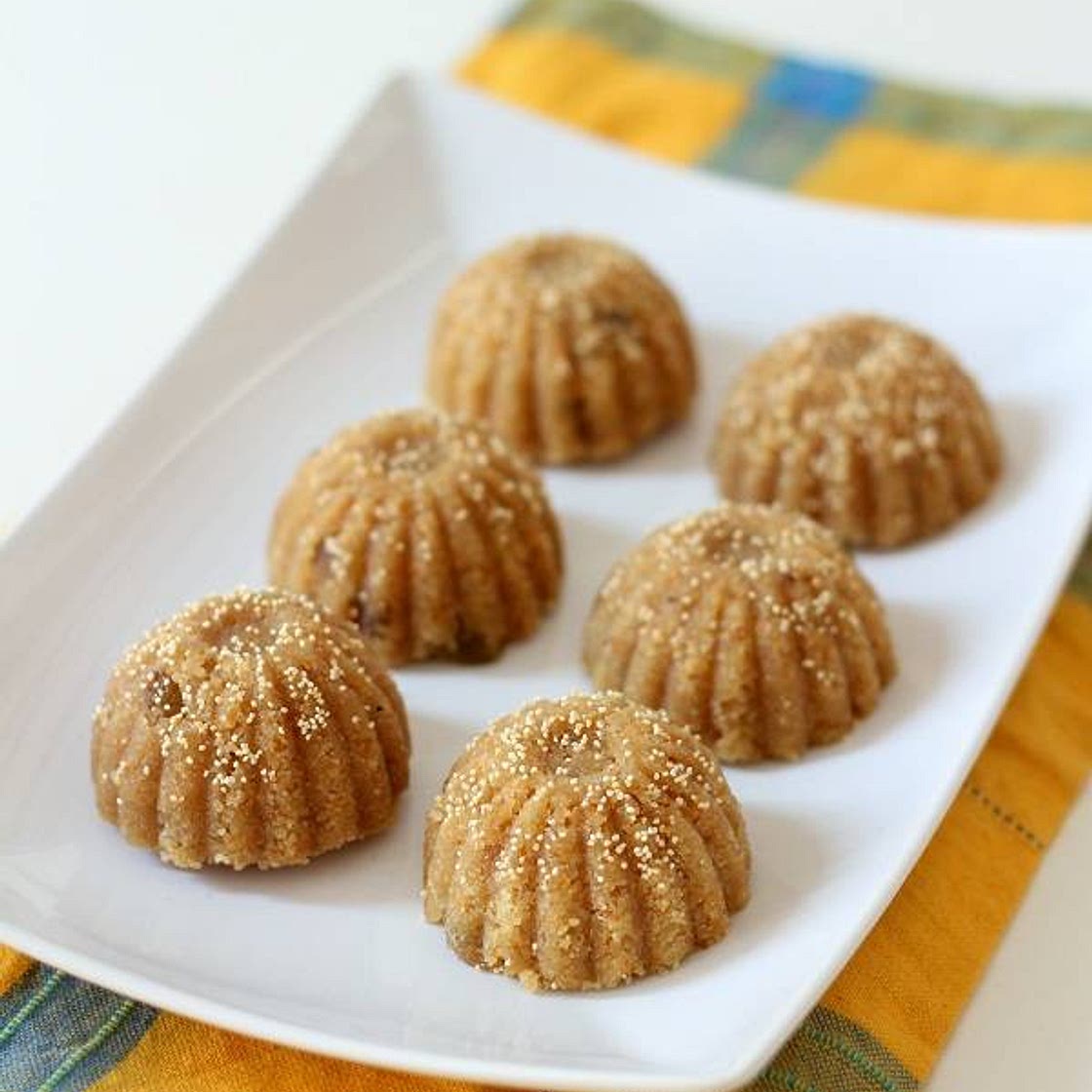 Churma Ladoo Recipe, Gujarati Churma Laddu