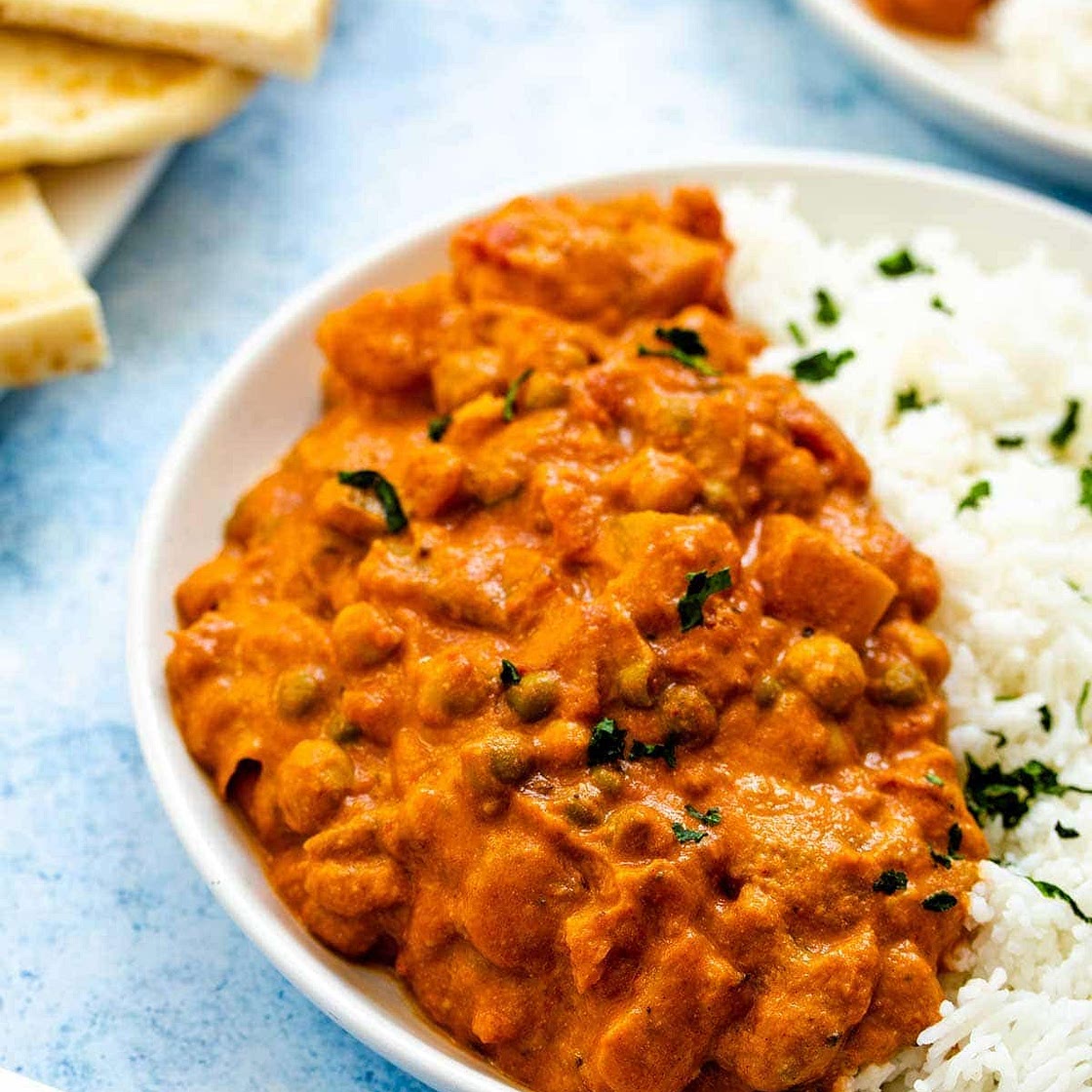 Slow Cooker Potato & Chickpea Tikka Masala