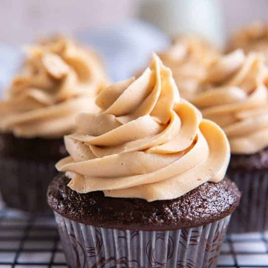 3 Ingredient Peanut Butter Frosting