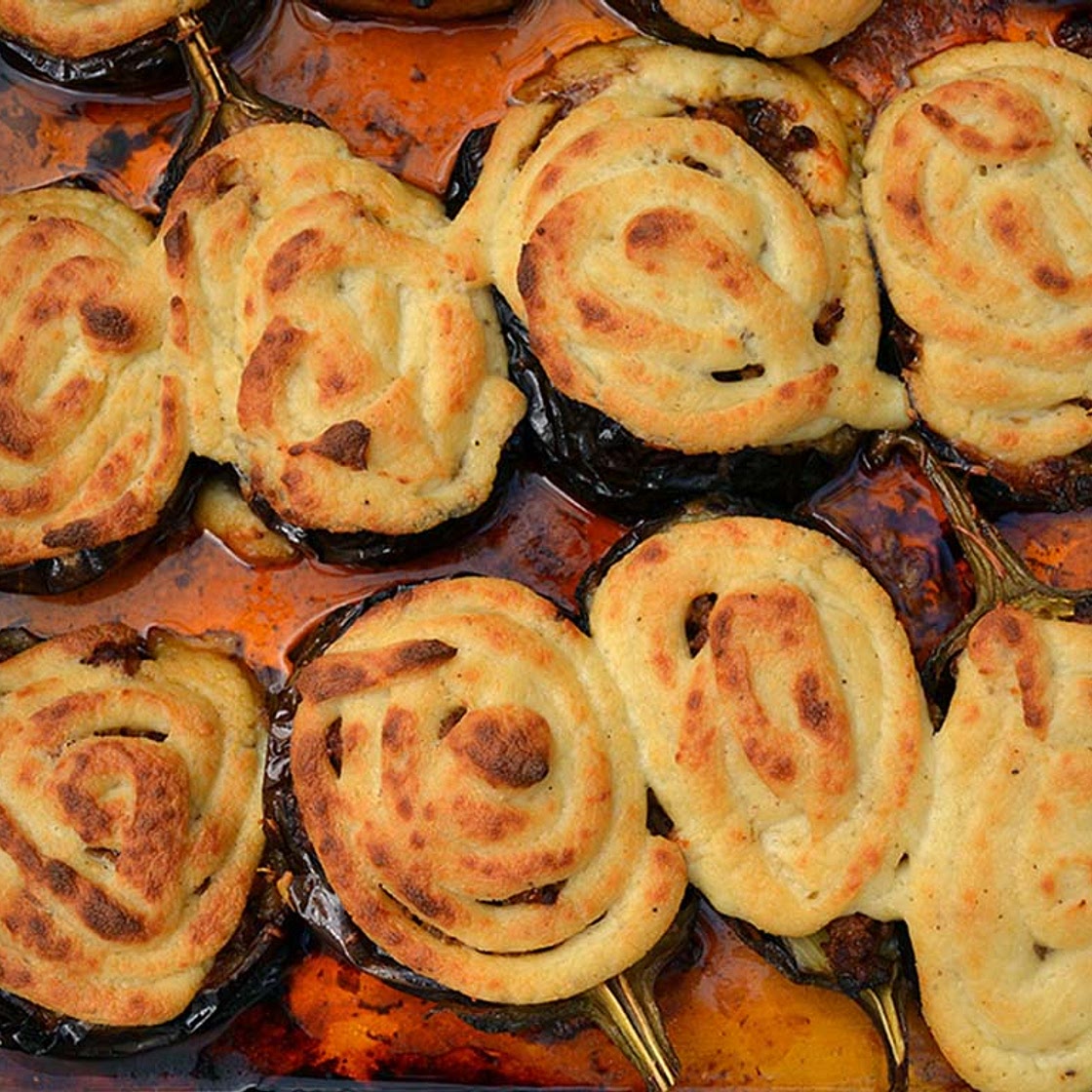 Papoutsakia – stuffed eggplants