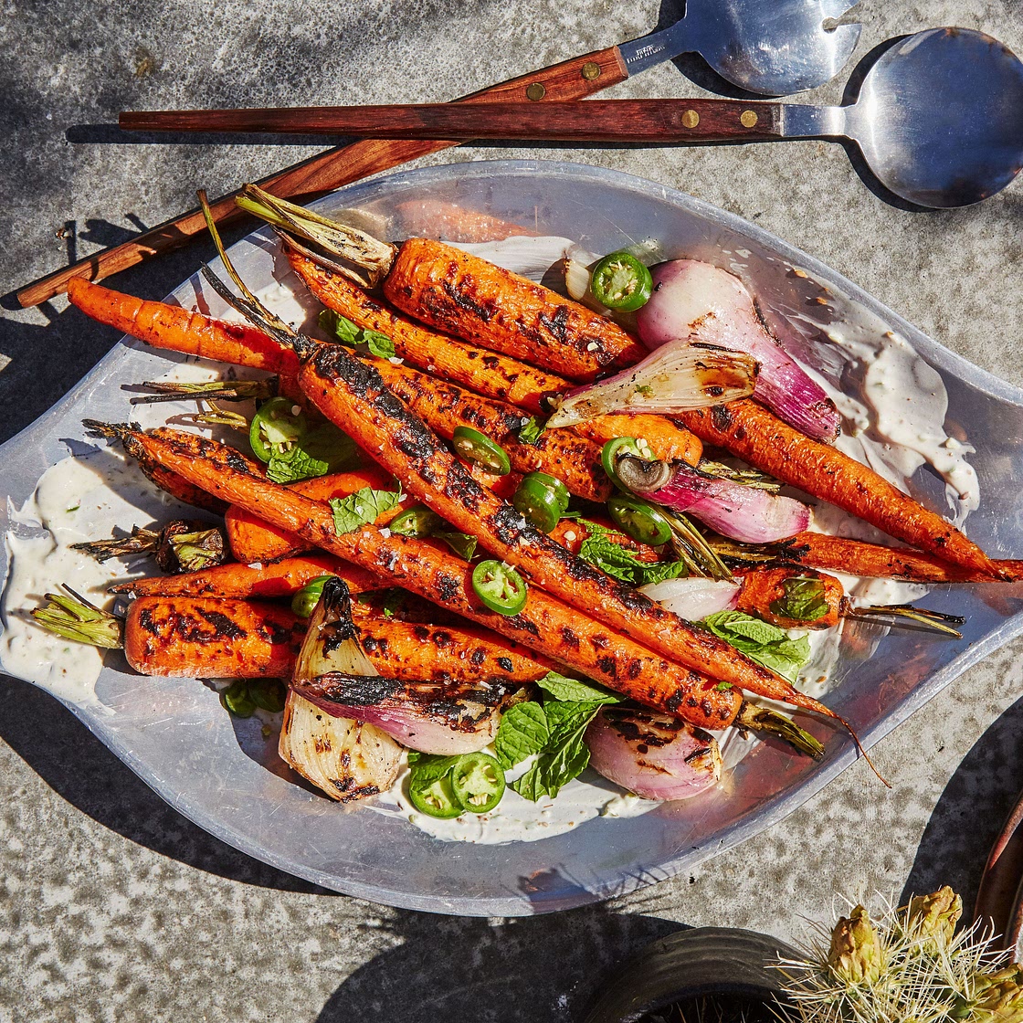 Grilled Carrots with Yogurt