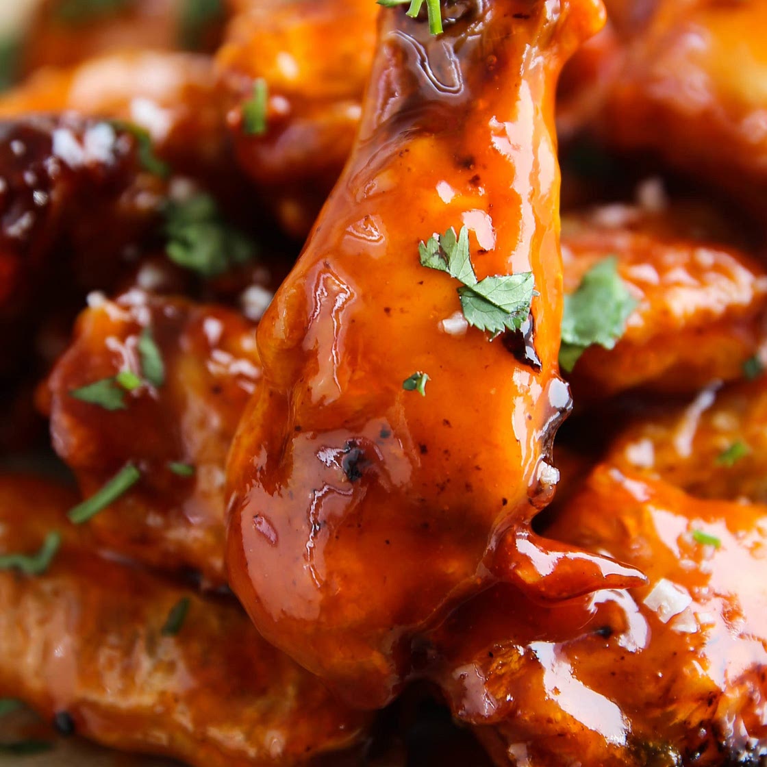 Sweet & Spicy Air Fryer Chicken Wings