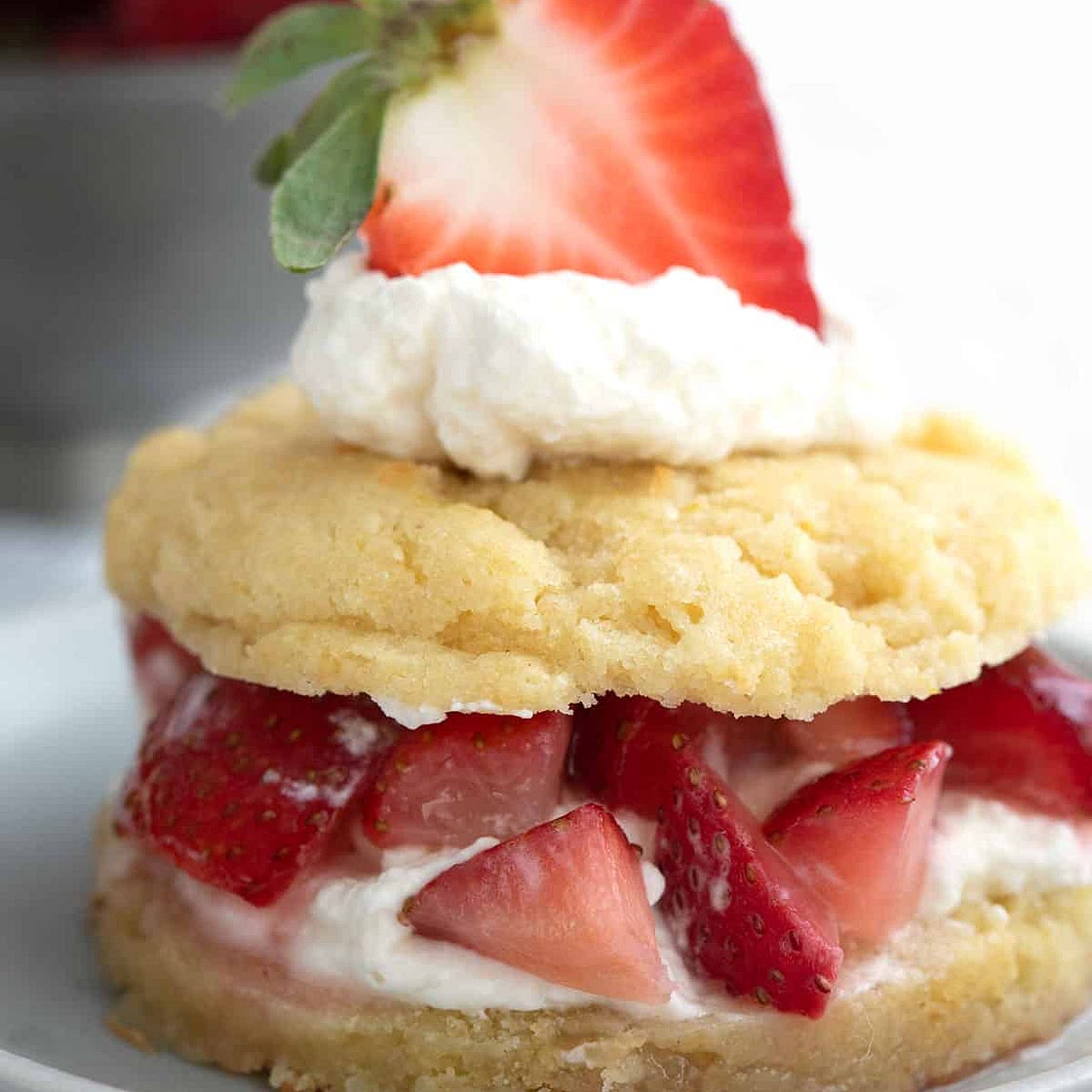 Keto Strawberry Shortcake Recipe