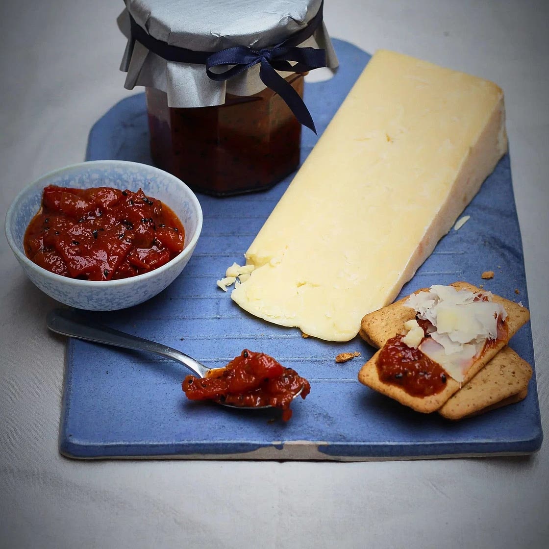 Spiced Bengali tomato chutney