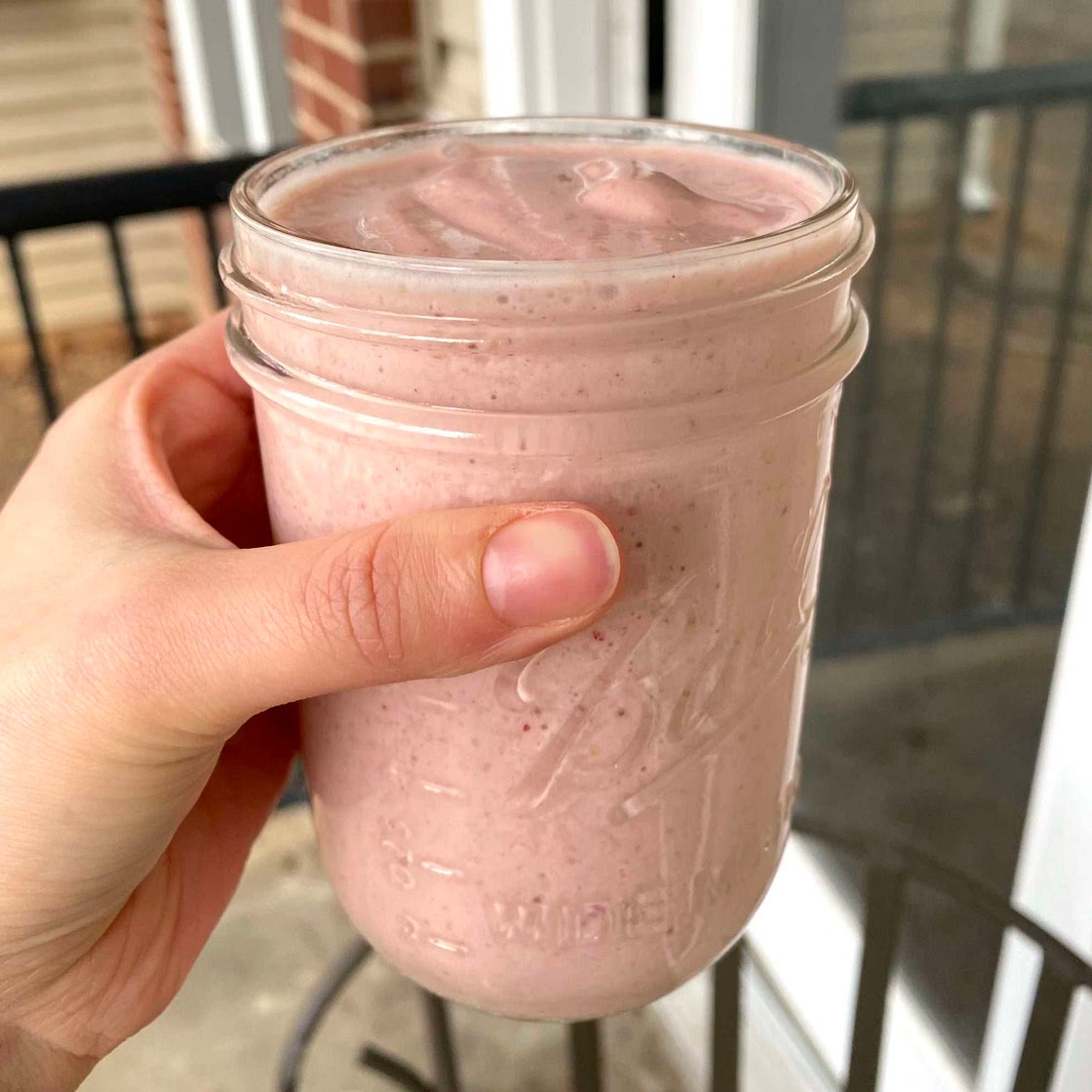 Healthy Banana Strawberry Mango Smoothie