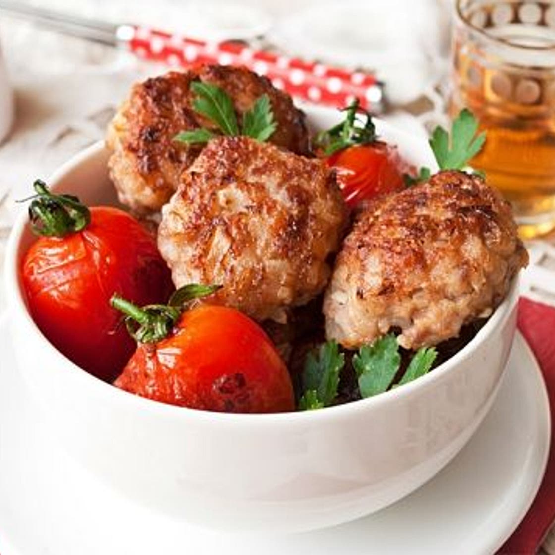 Тефтели с капустой и рисом