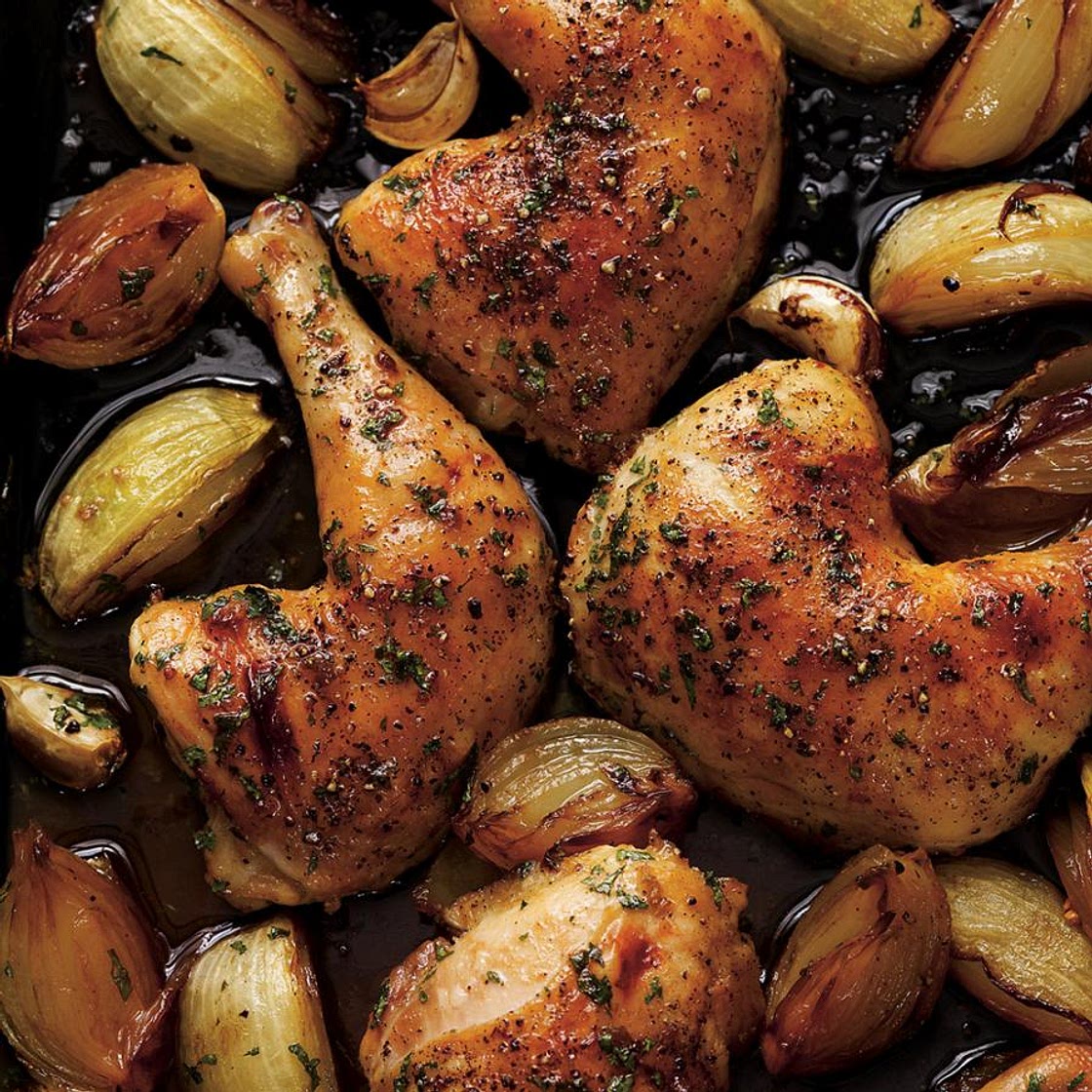 Cuisses de poulet rôties à l'oignon