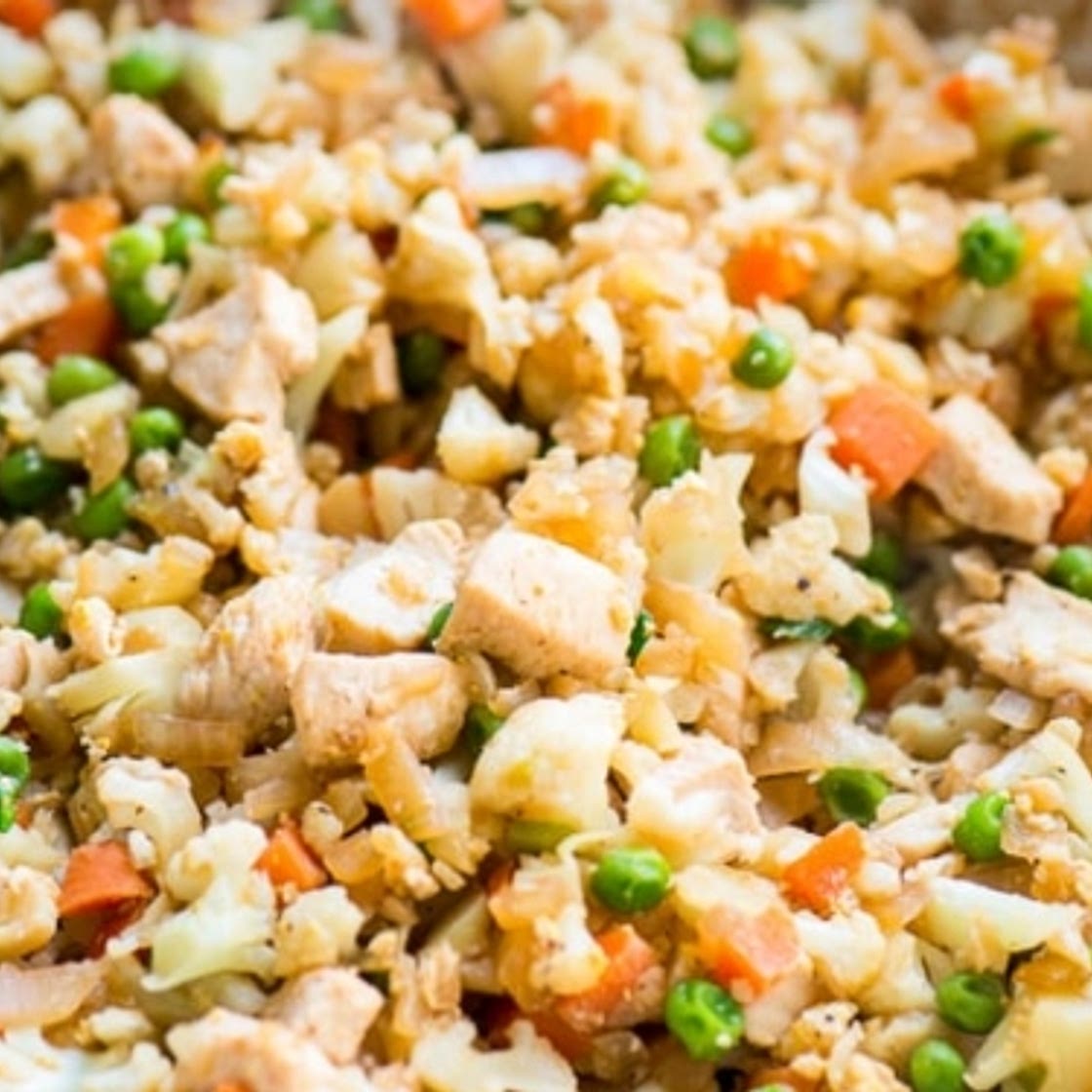 Cauliflower "Fried Rice" with Chicken