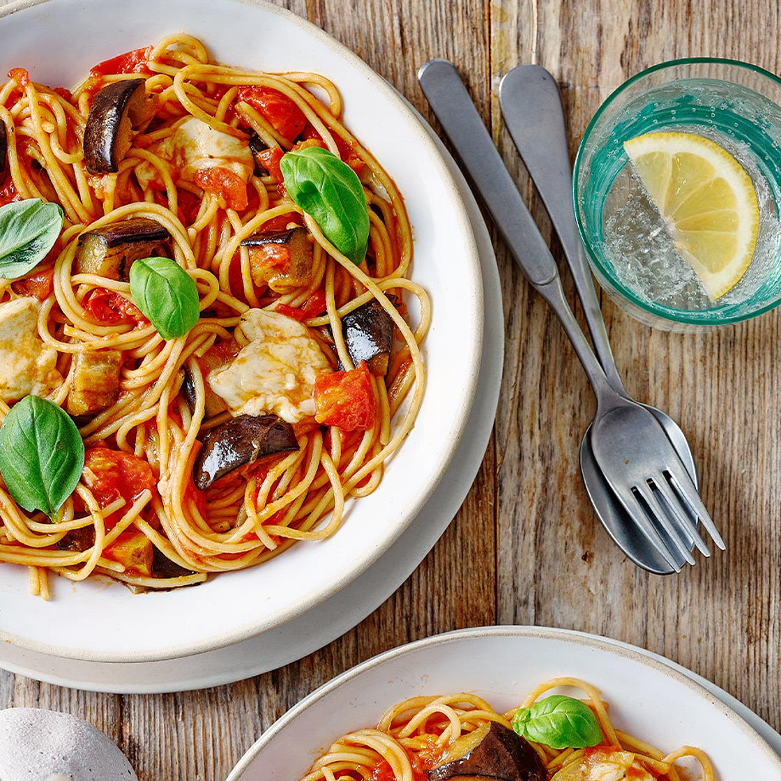 Aubergine Parmigiana one-pot pasta