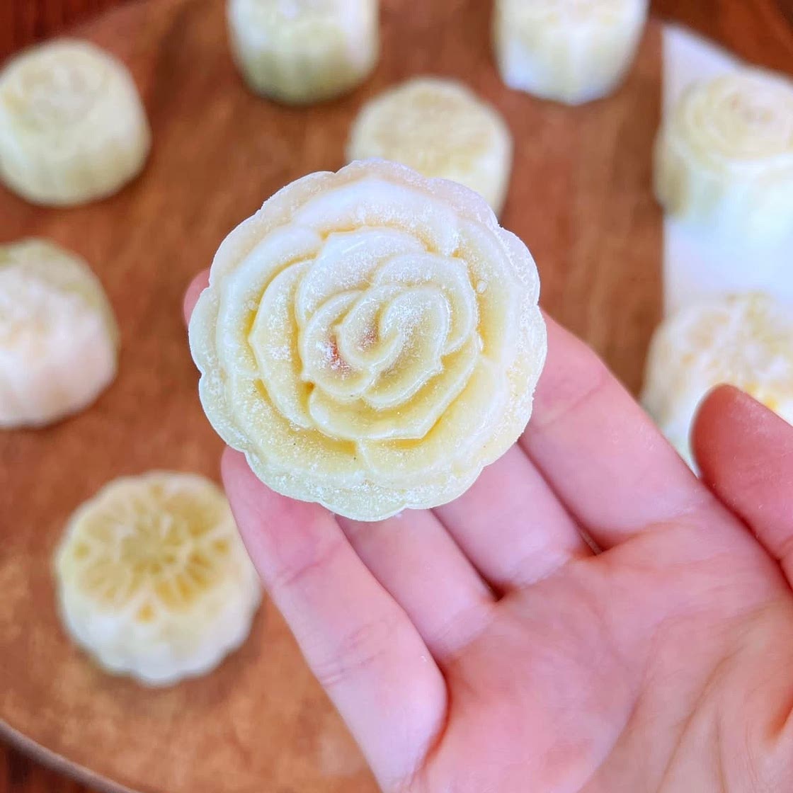 Snow Skin Mooncake - White strawberry white chocolate custard filling