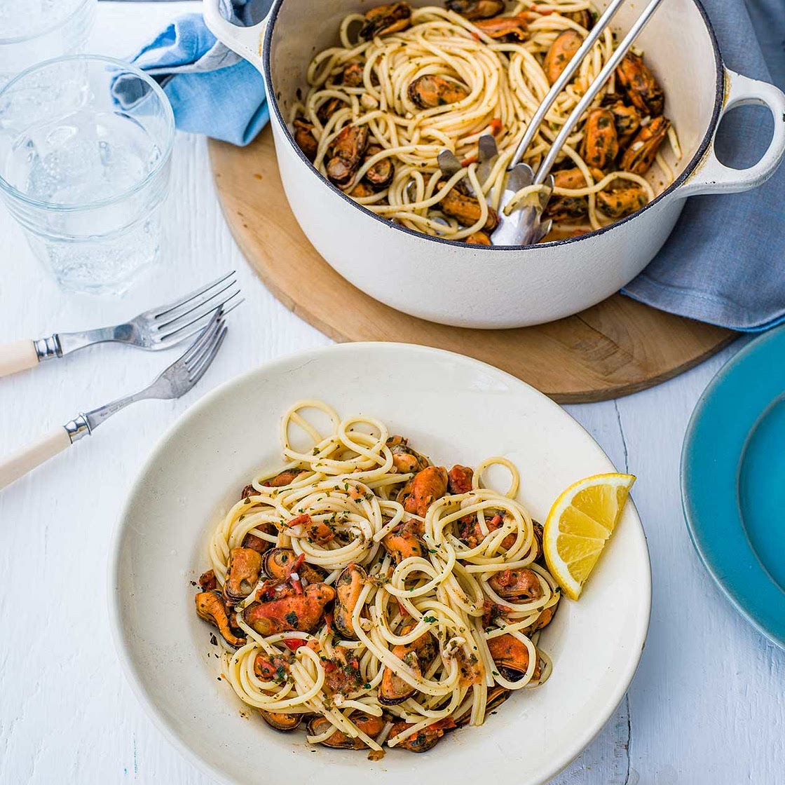 Speedy mussel spaghetti