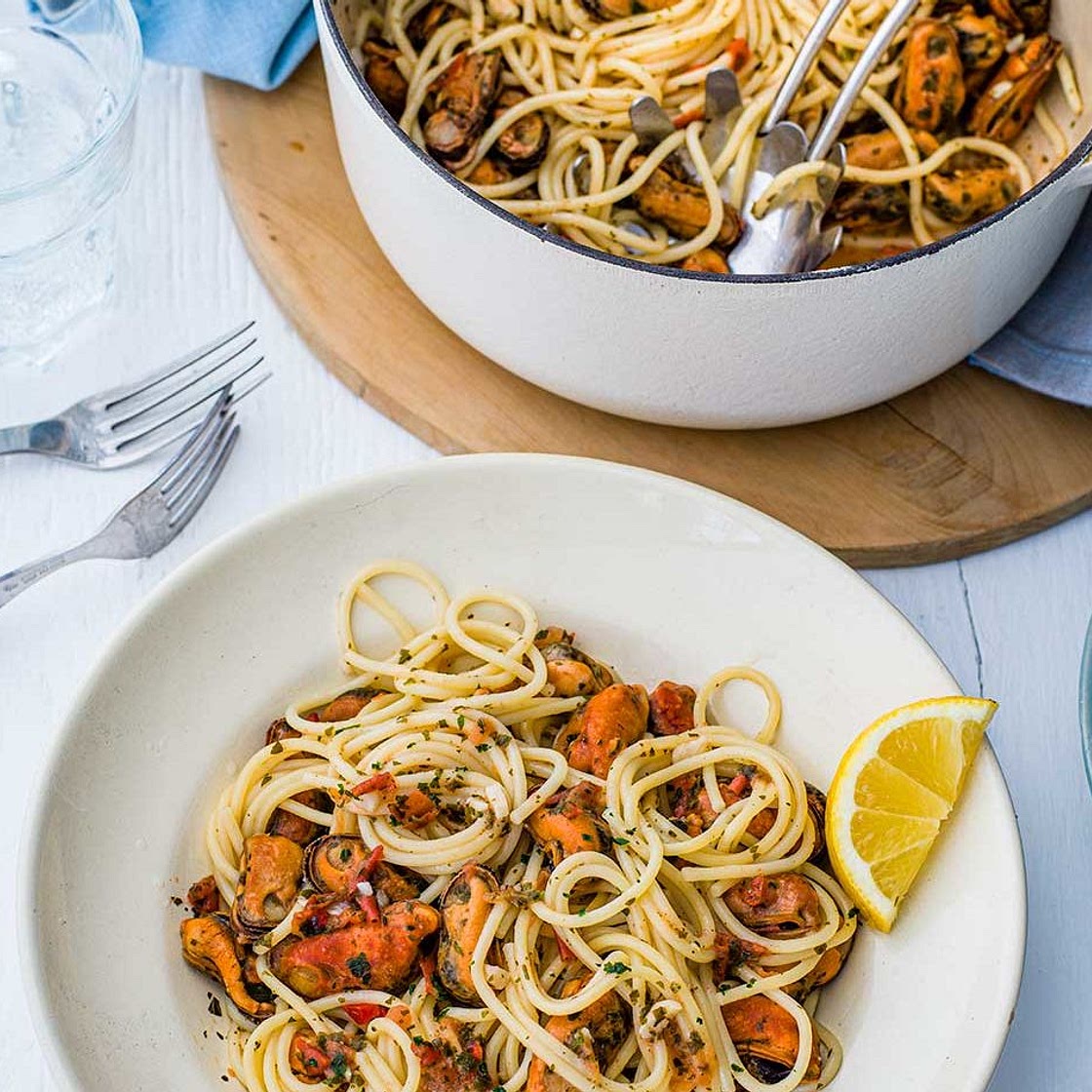 Speedy mussel spaghetti