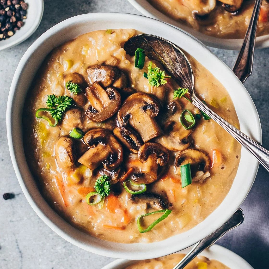 Cremige Pilz-Reis-Suppe