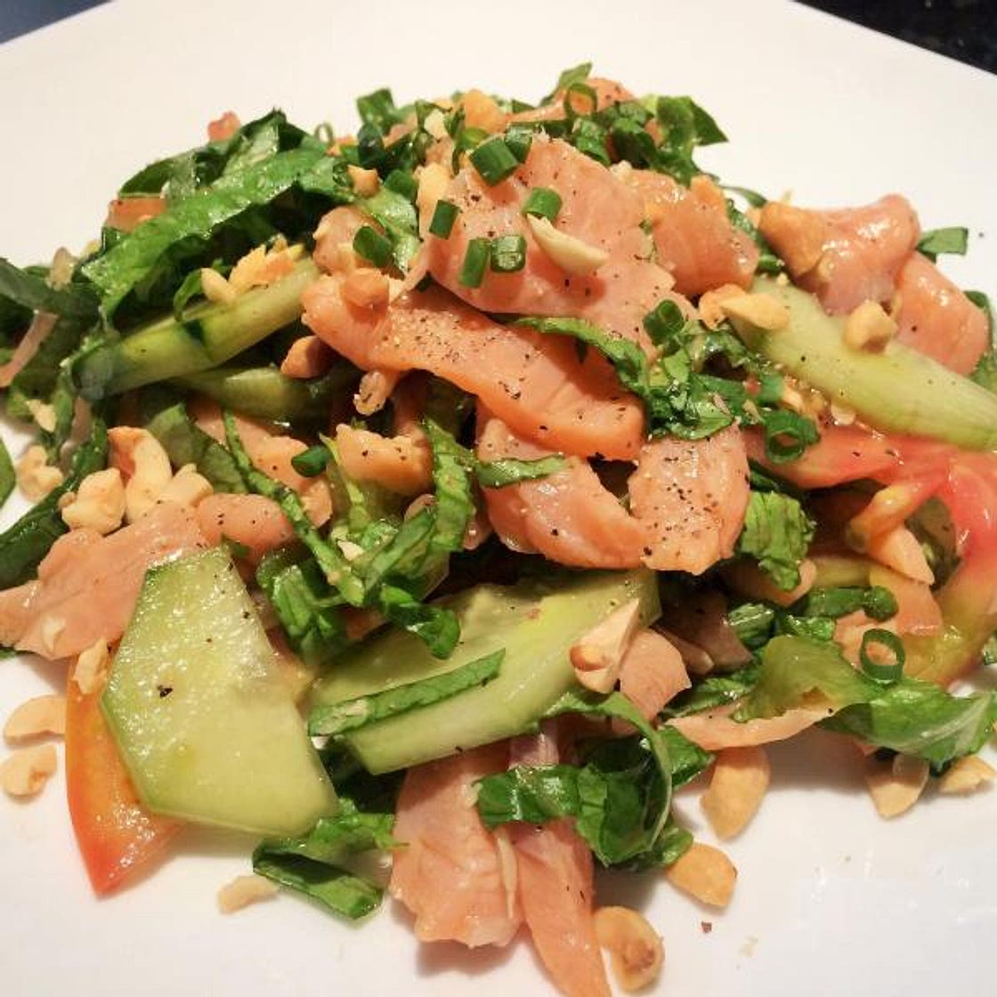 Receita de Salada de salmão e pepino