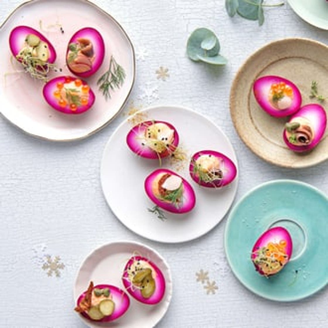 Gefüllte Randen-Eier