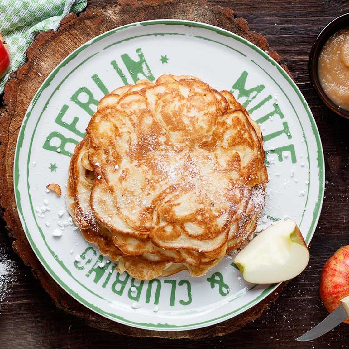 Apfelpfannkuchen klassisch und fluffig