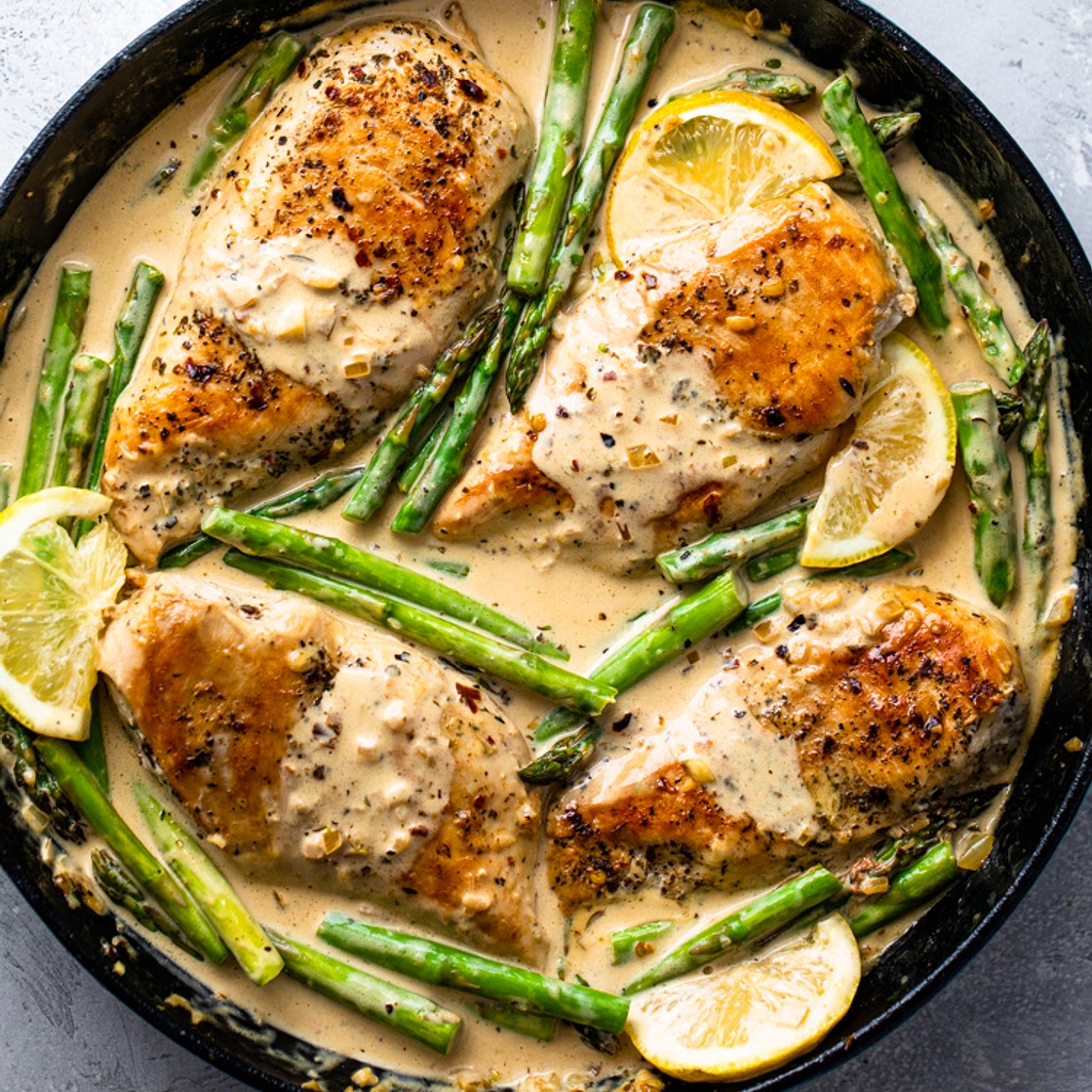 Creamy Lemon Garlic Chicken with Asparagus (30 Minutes!)