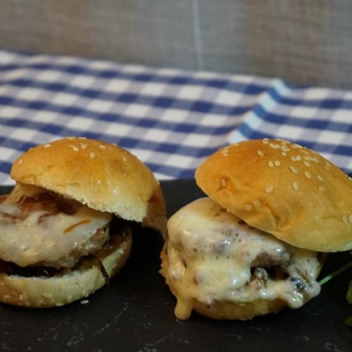 Receta de Mini hamburguesas caseras con carne picada
