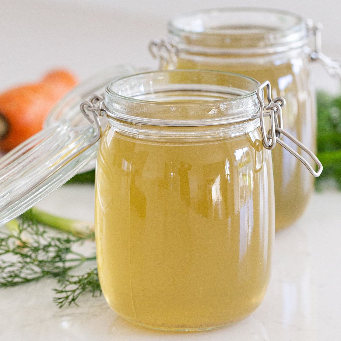 Easy Homemade Chicken Broth