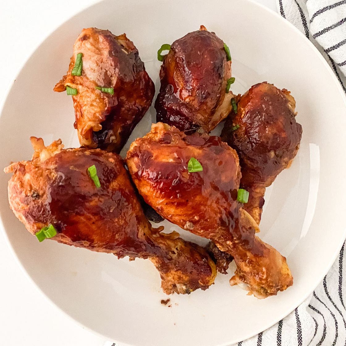 Slow Cooker BBQ Chicken Drumsticks