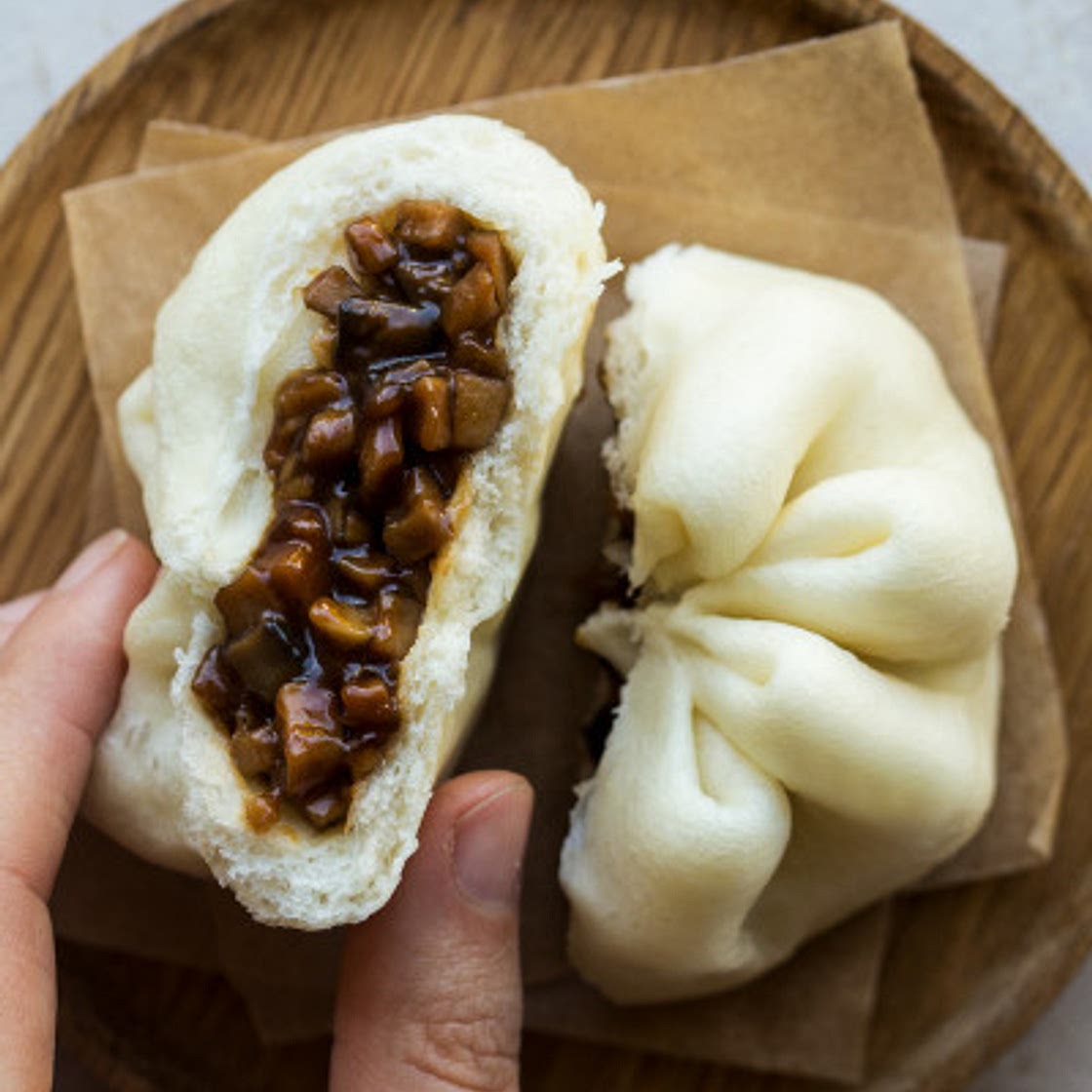 Vegan char siu bao (sticky pork buns)
