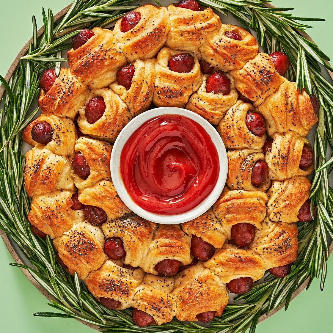 Pigs In A Blanket Wreath