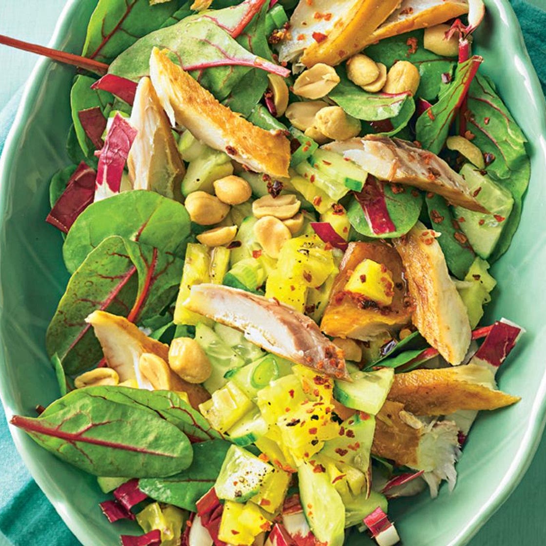 Gurken-Ananas-Salat mit Makrele