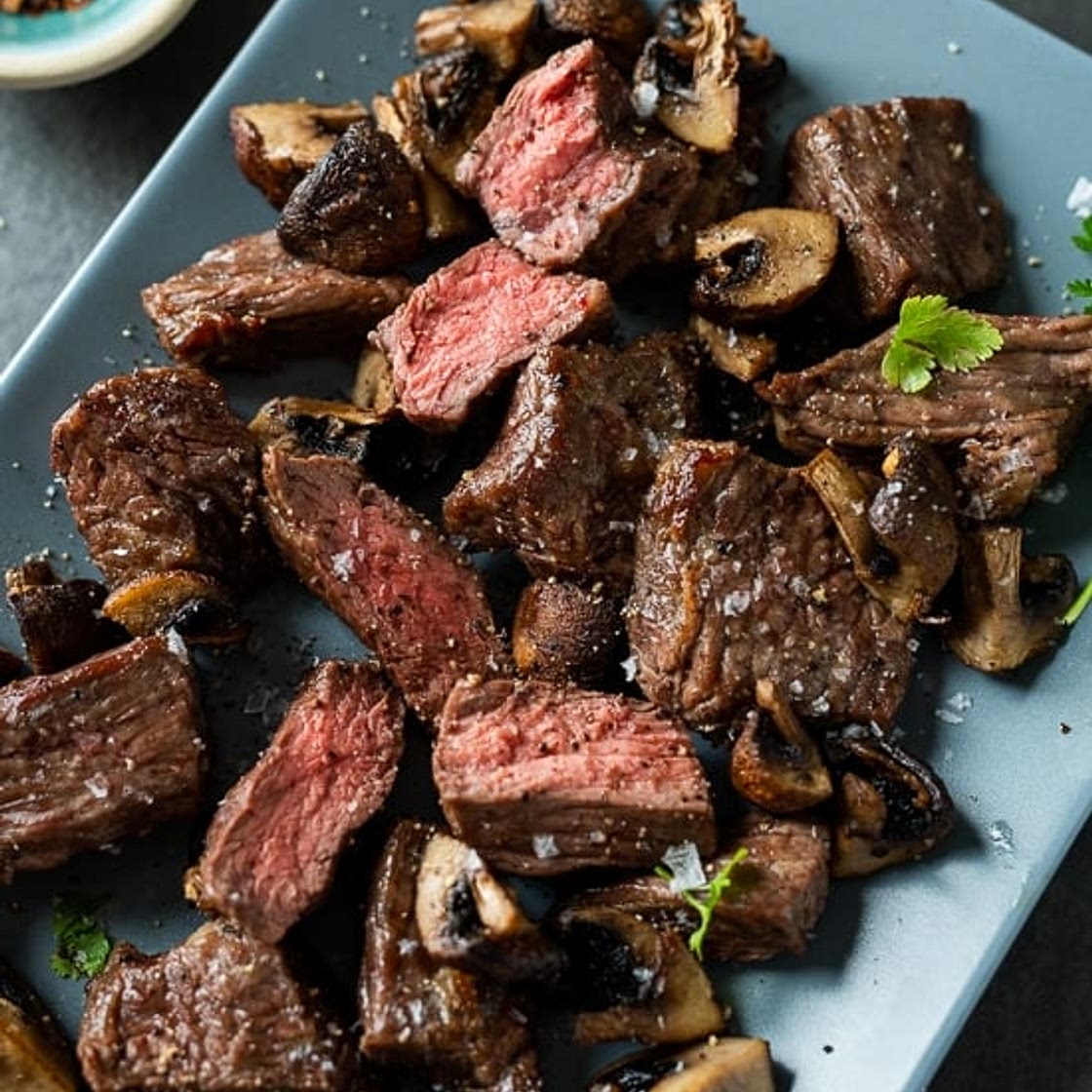 Air Fryer Steak Bites & Mushrooms