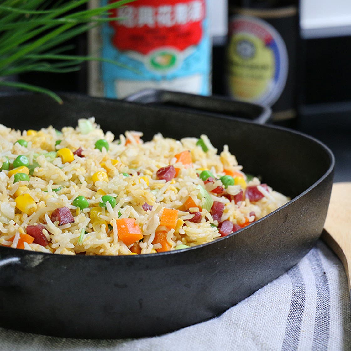 Riz cantonais : la vraie recette de cuisine chinoise