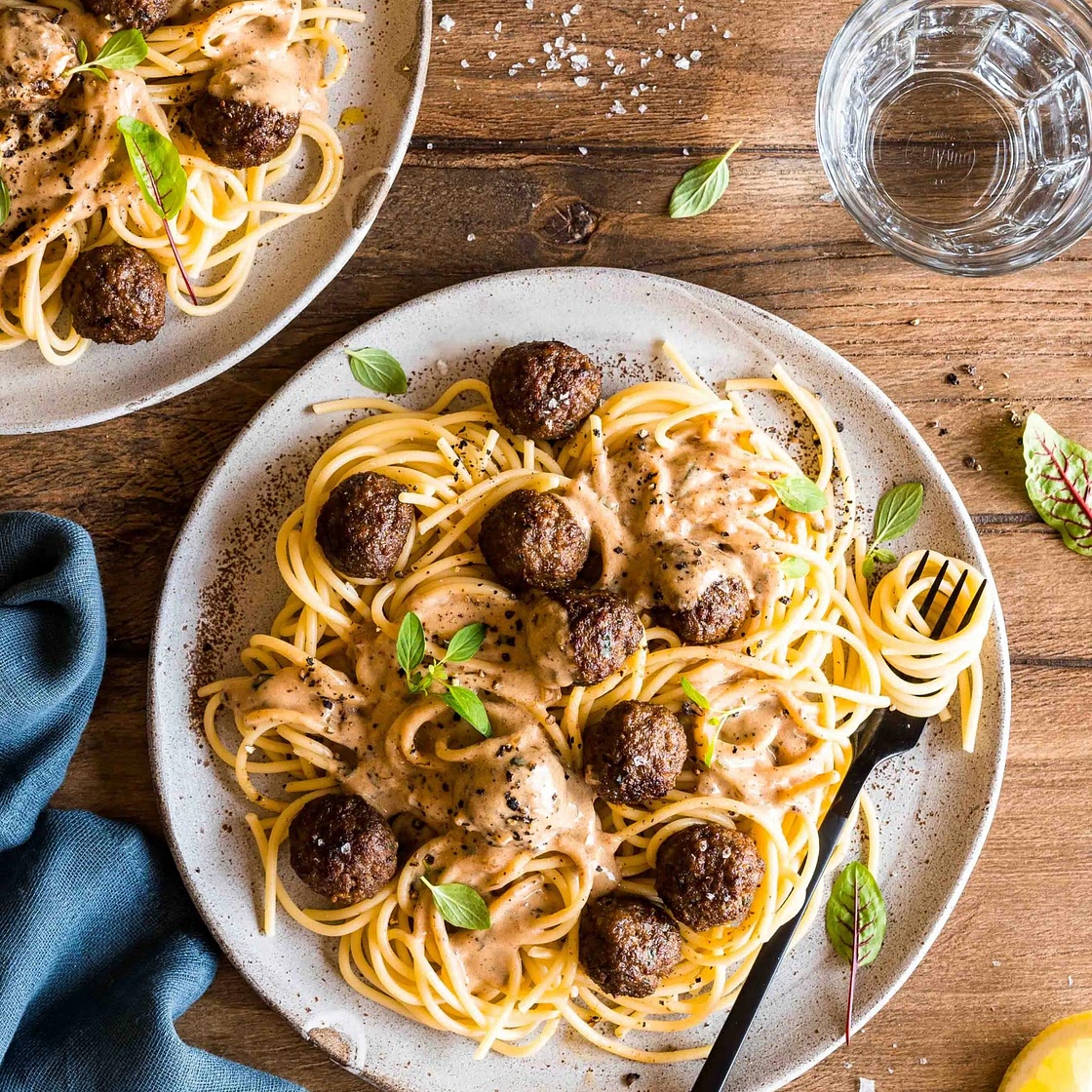 Saftige Fleischbällchen in cremiger Frischkäsesauce