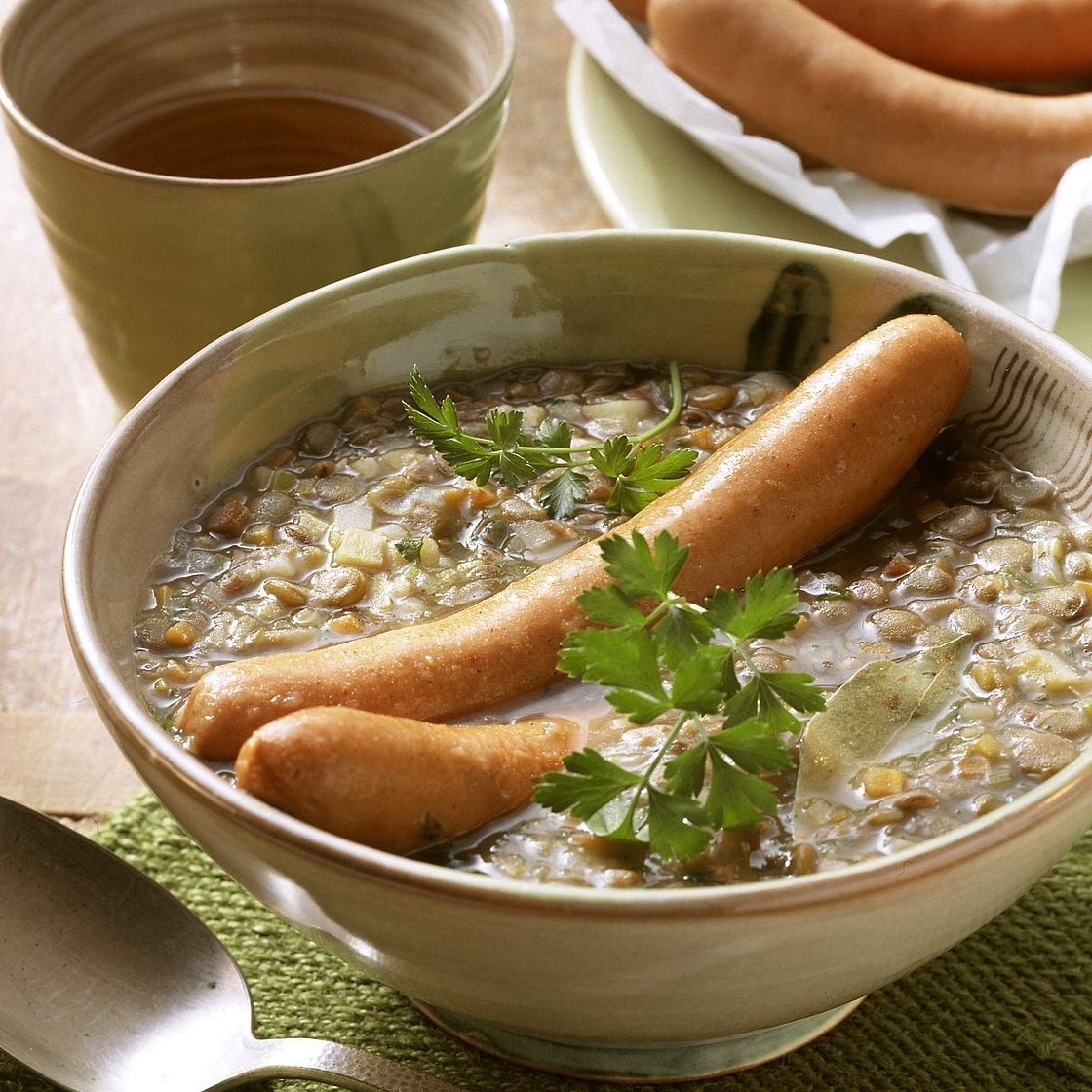 Linseneintopf mit Würstchen