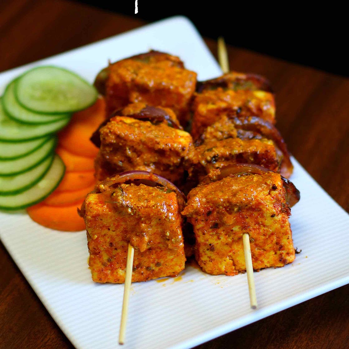 achari paneer tikka recipe | easy achari paneer tikka on tawa