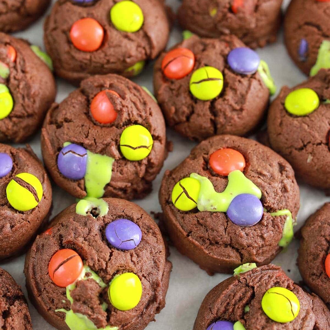 Slime Filled Halloween Cookies