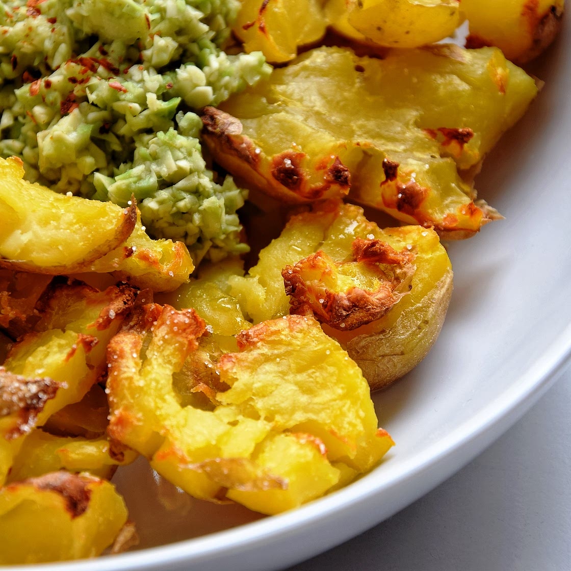 Smashed Potatoes mit Avocado
