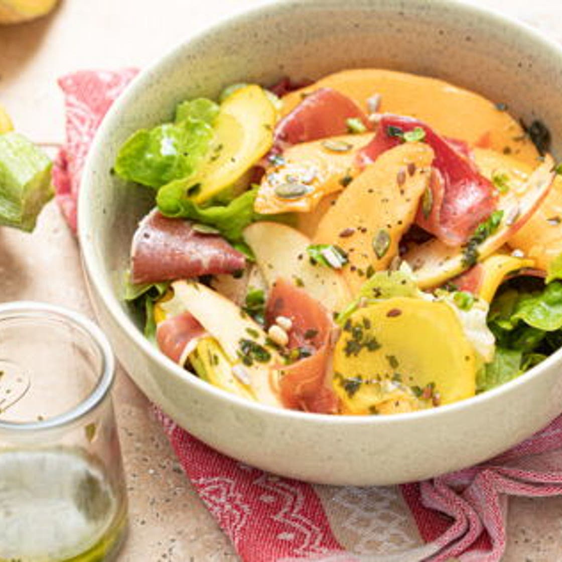 Salade au melon courgette et jambon cru