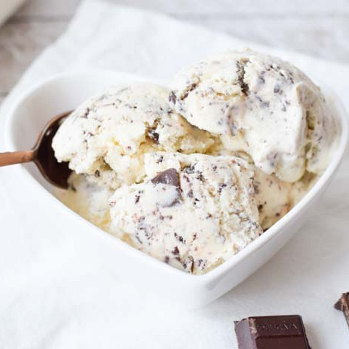 Low FODMAP stracciatella ice cream